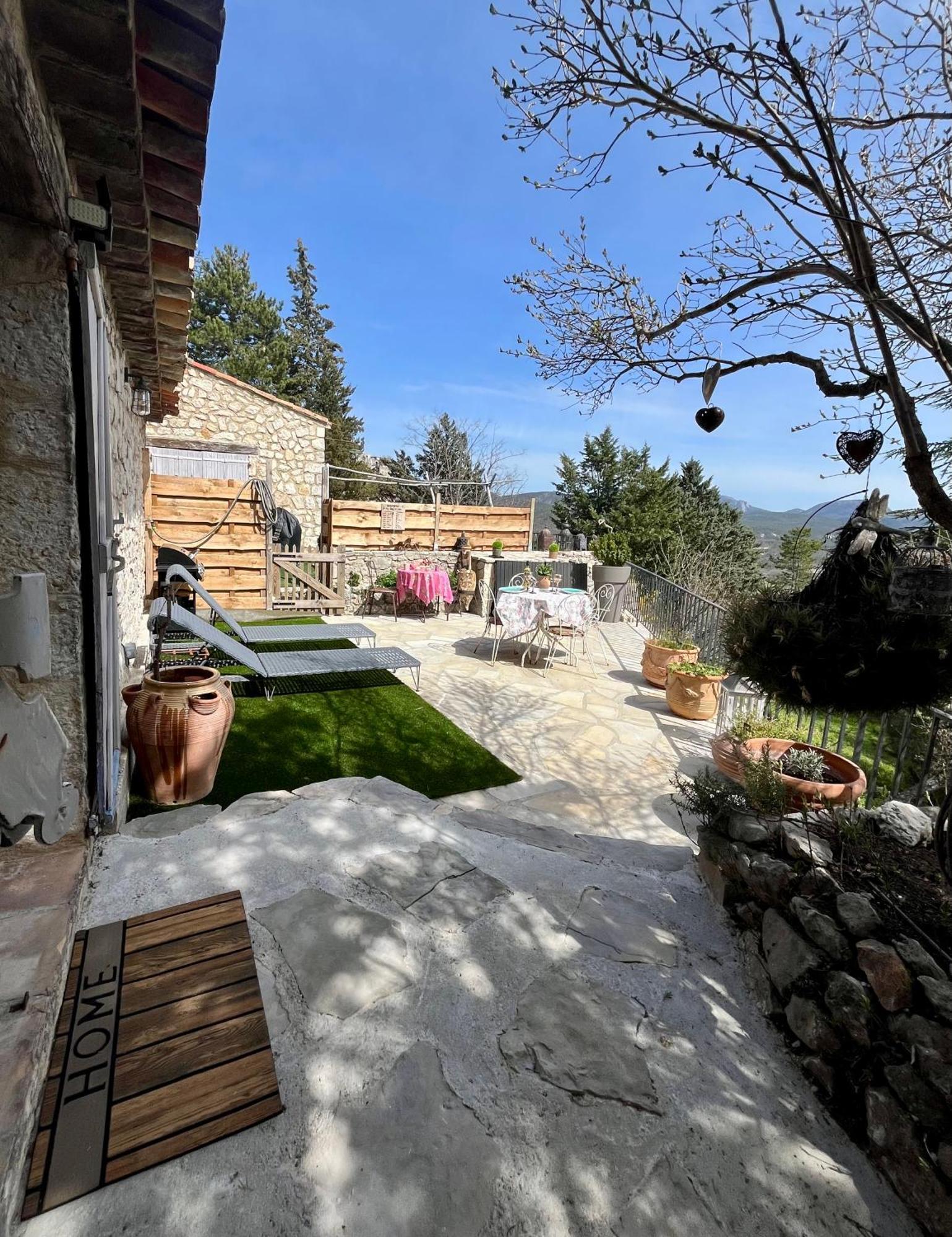 La Maison D'Eddy Et Caro Aux Portes Du Verdon تريجانس المظهر الخارجي الصورة